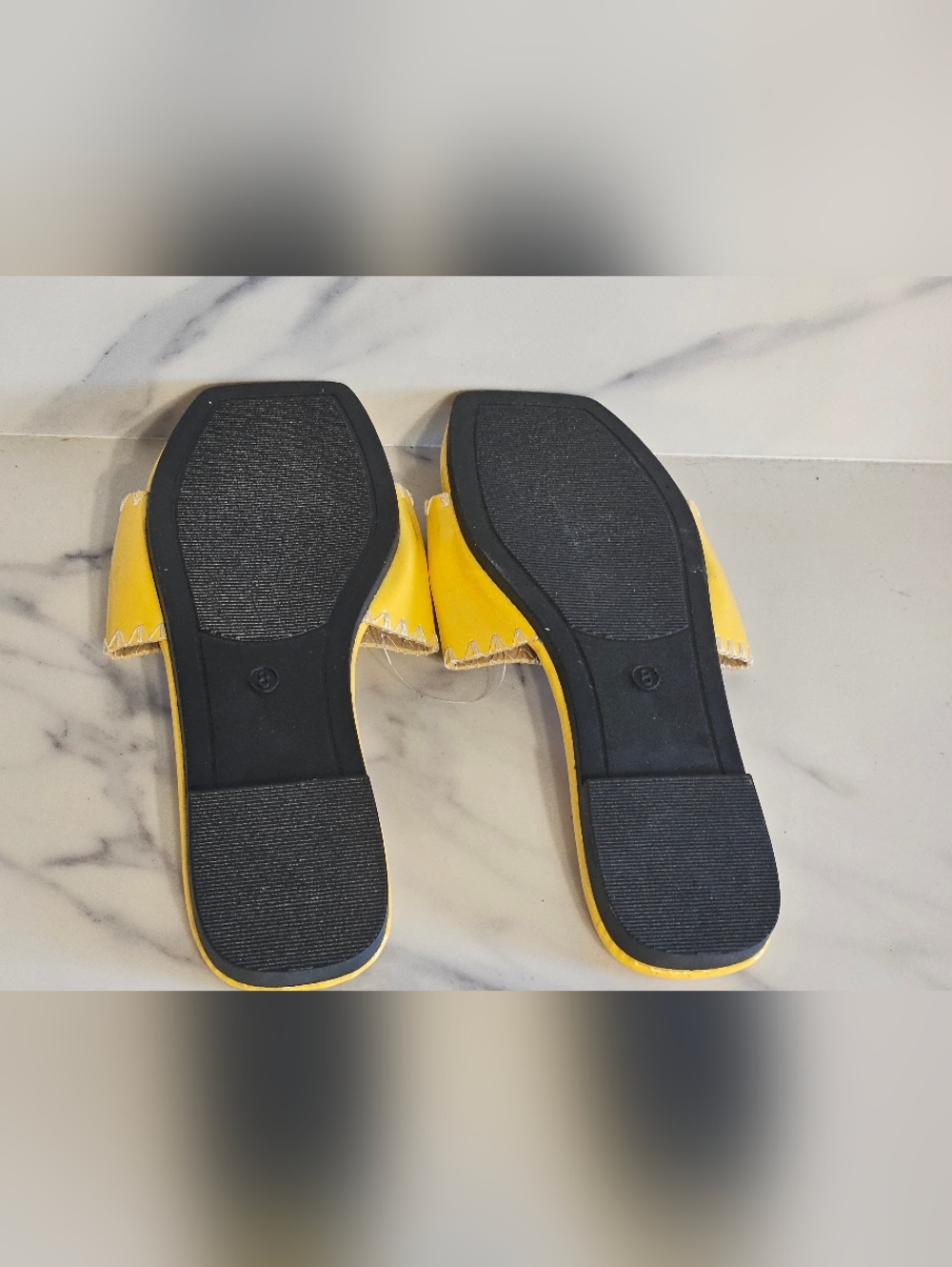 Gorgeous Inspired Yellow 'DIOR' Slide Sandals Blingy Logo Accent - Sz 8 - Picture 4 of 4